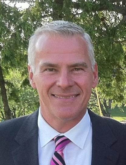 Tour Greens Dealer Ed Lewandowski